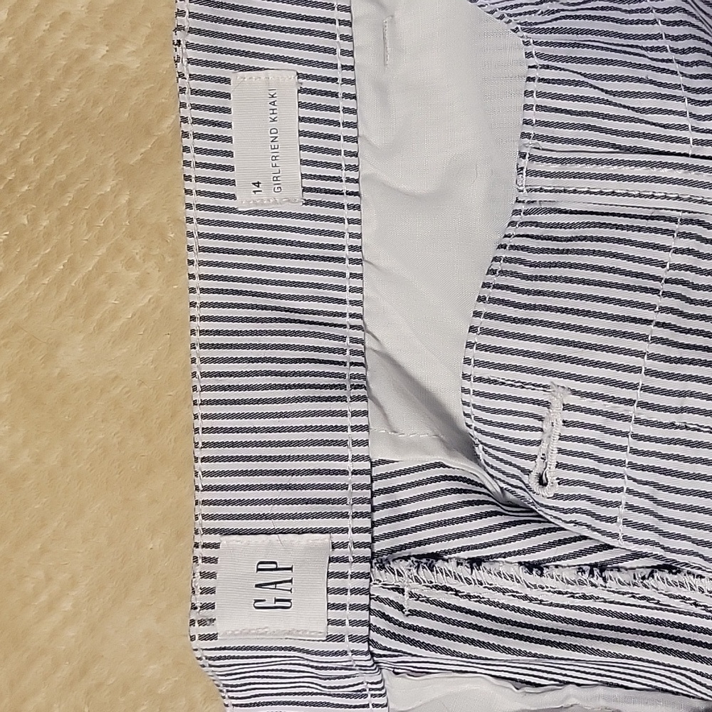 Gap blue and white striped pants - Picture 2 of 4